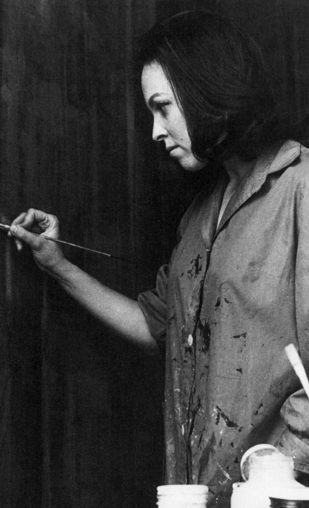 Hèlene Aylon painting in 1966